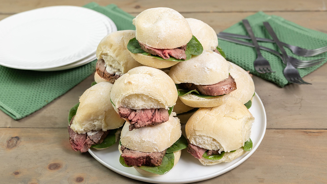 Beef Tenderloin Sandwiches with Lemony Horseradish Sauce