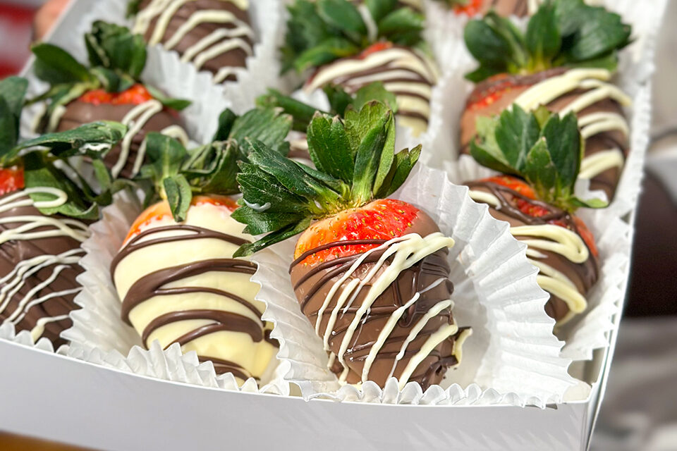 choc_dipped_2_960